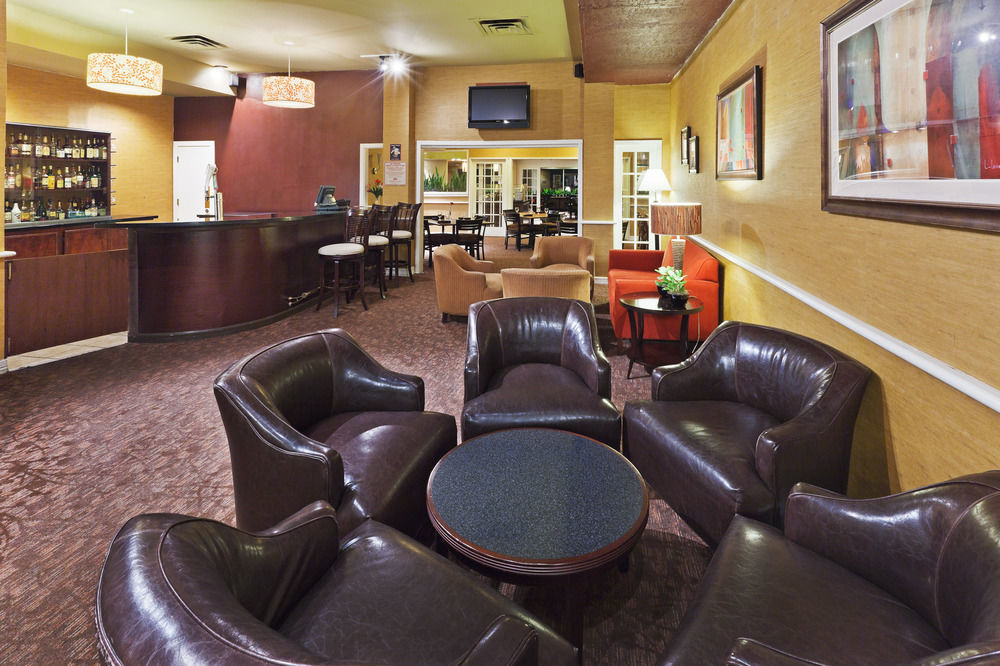 Hotel Wyndham 3*